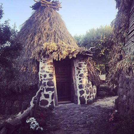 Ovile Juanne Loddo Орозеи Экстерьер фото