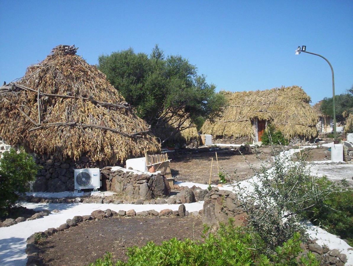 Ovile Juanne Loddo Орозеи Экстерьер фото
